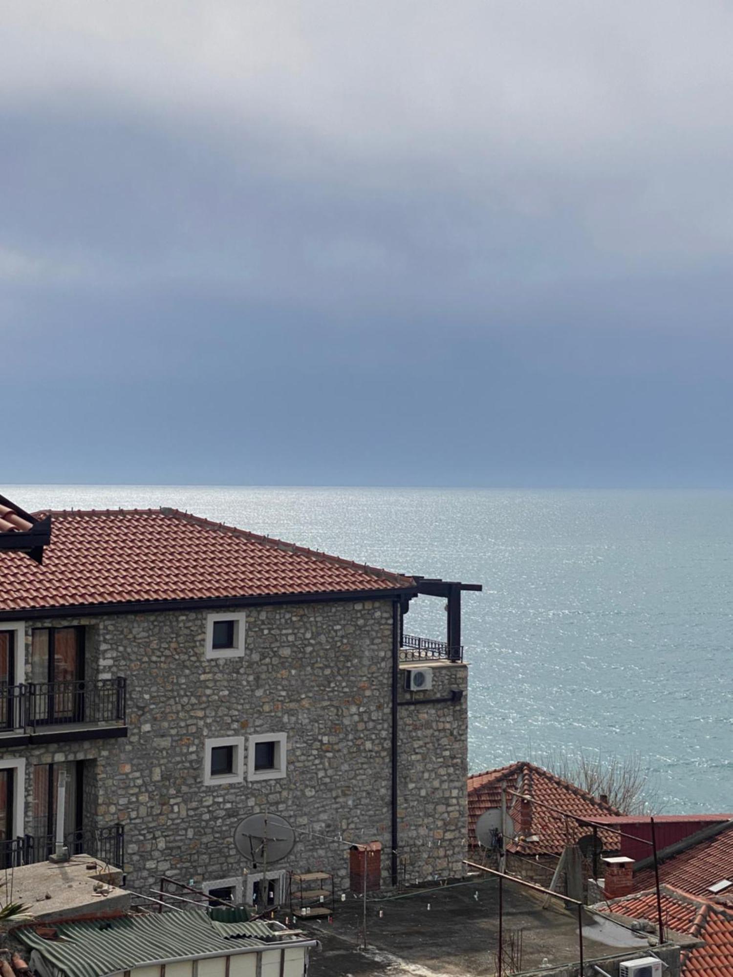 Apartments Gusar Улцинь Экстерьер фото