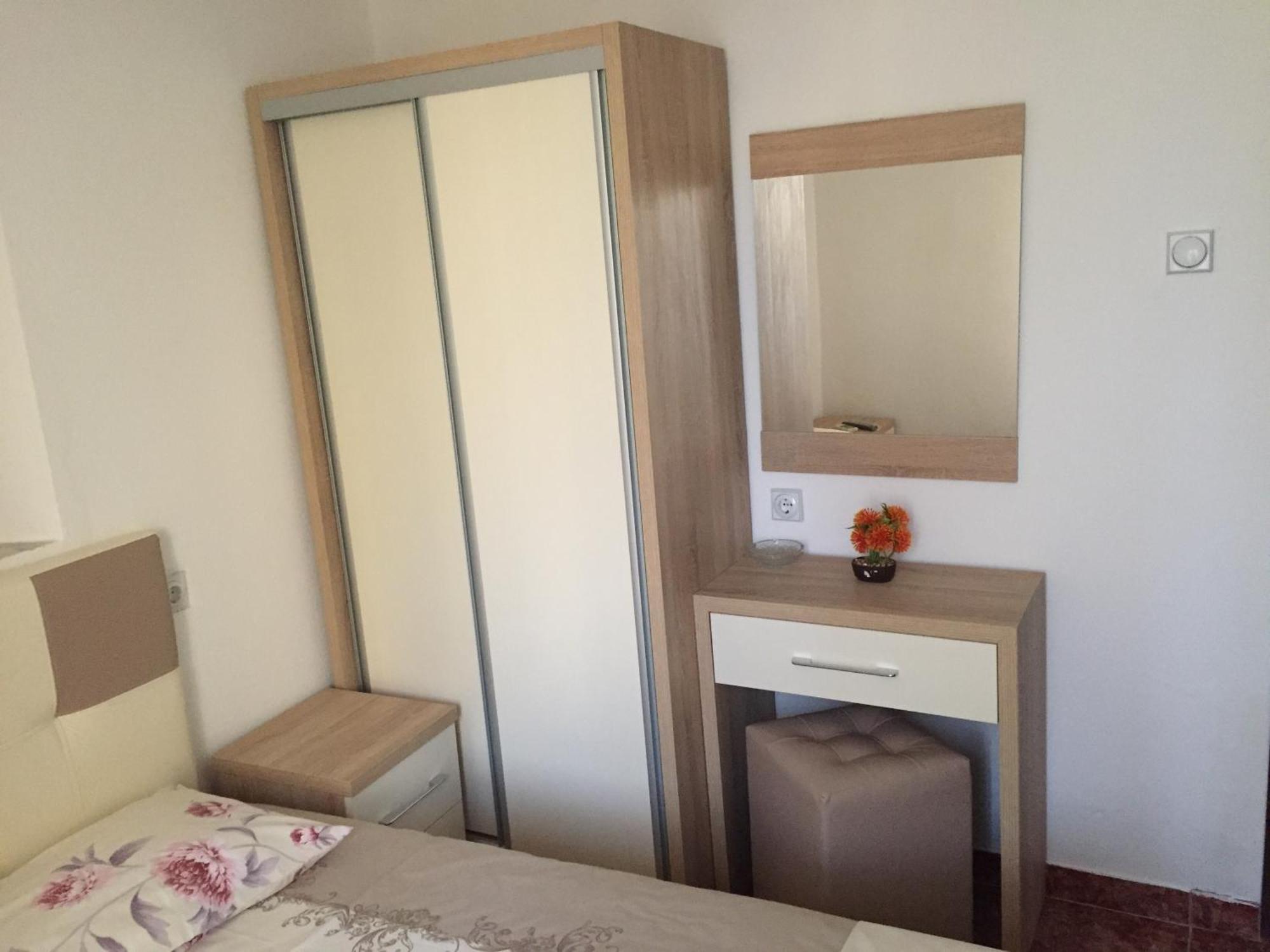 Apartments Gusar Улцинь Экстерьер фото