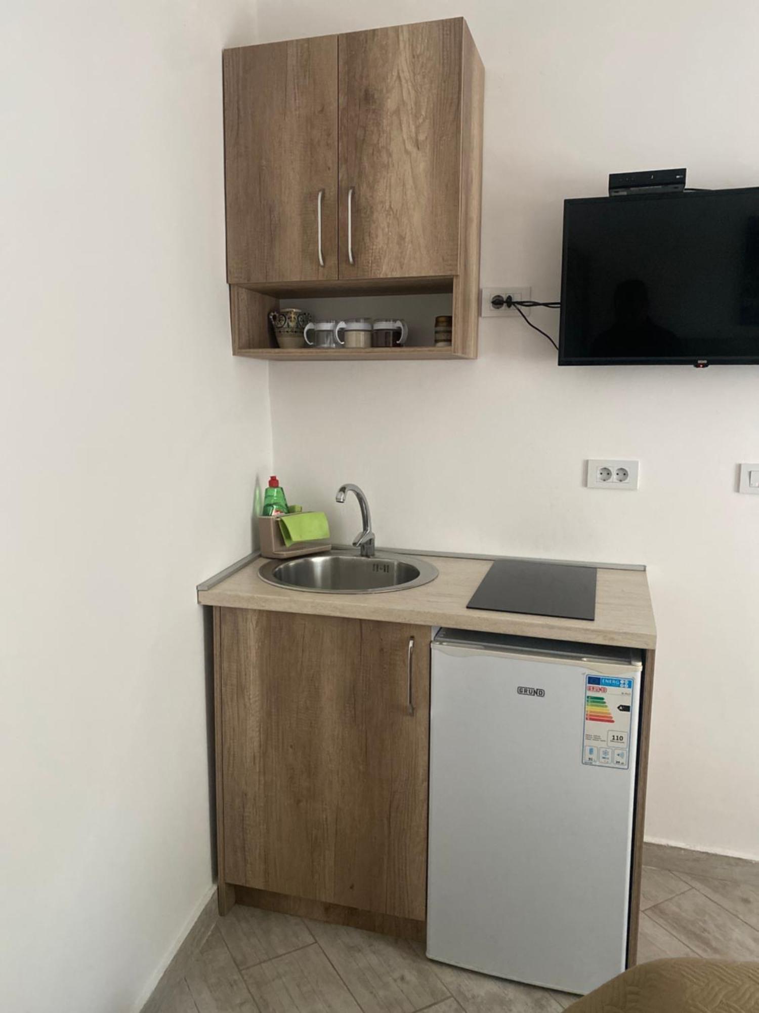Apartments Gusar Улцинь Экстерьер фото
